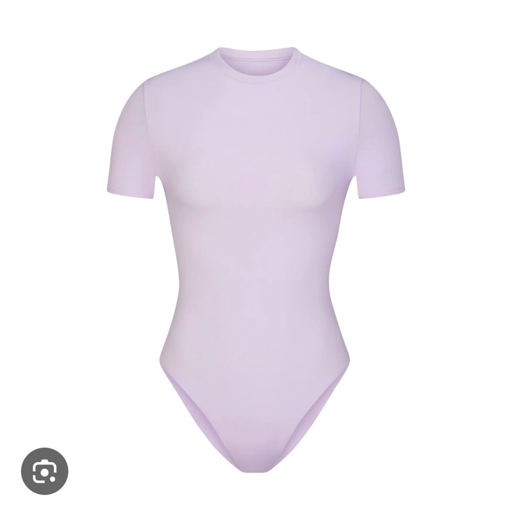 skims • fits everybody t-shirt bodysuit • large • iris mica